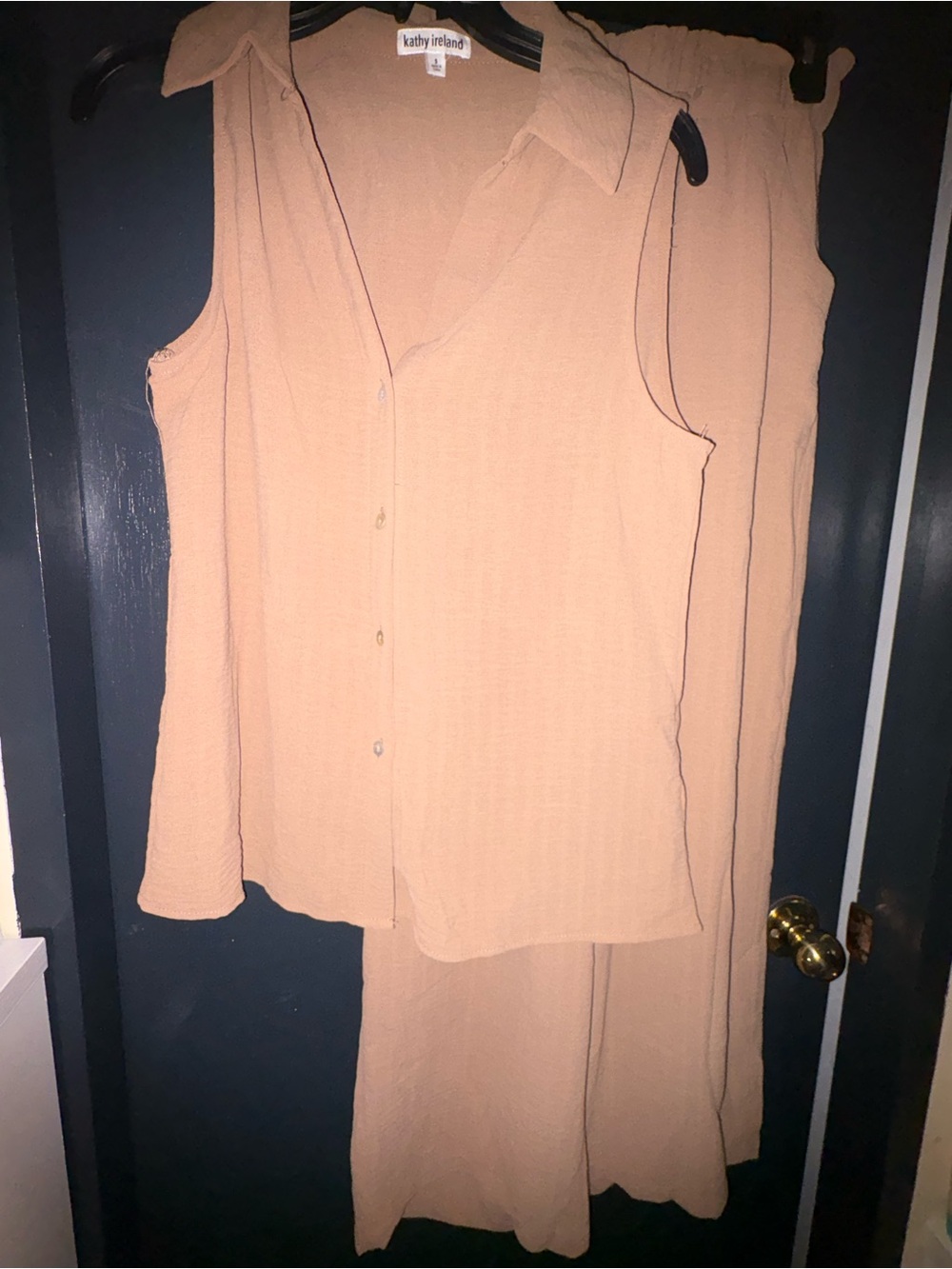 Kathy Ireland Sleeveless Top/Pants Set